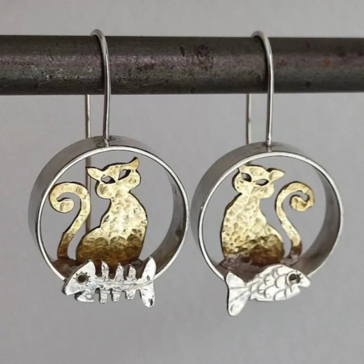 Cute cat earrings, holiday jewelry for women's holiday