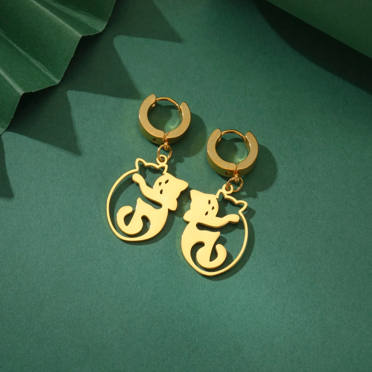 Unift Cute Hugging Cat Earrings for Women Girl Stainless Steel Drop Earrings Fashion Lovely Animal Jewelry Pet Kitten Lover Gift