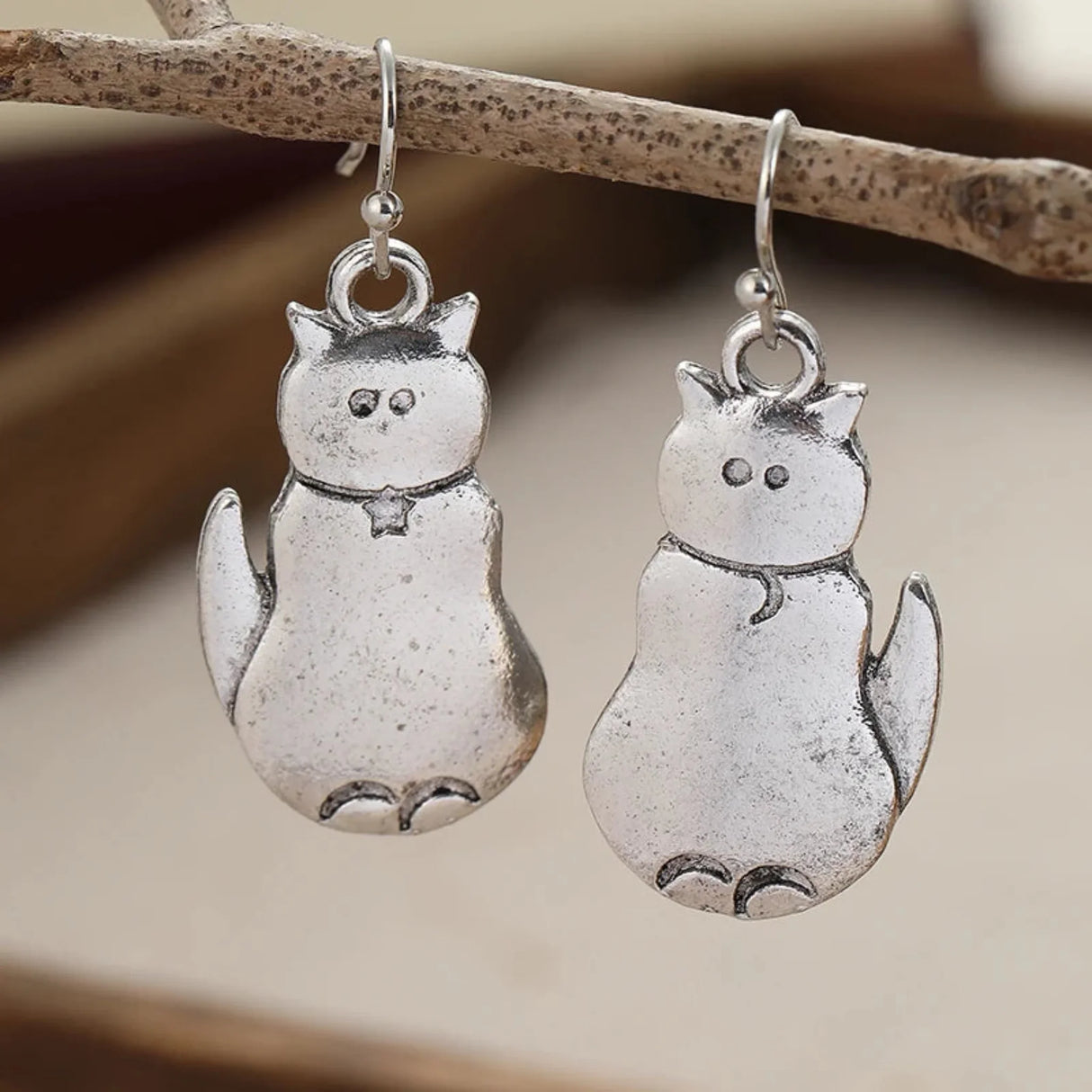 Cute cat earrings, holiday jewelry for women's holiday