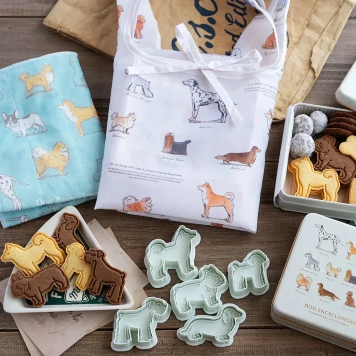 5Pcs/Set Dog Cookie Cutter Mold Cute Puppy Biscuit Stamp Embossers 3D Pastry Nut Jam Sandwich Cookie Hand Pressed Baking Items