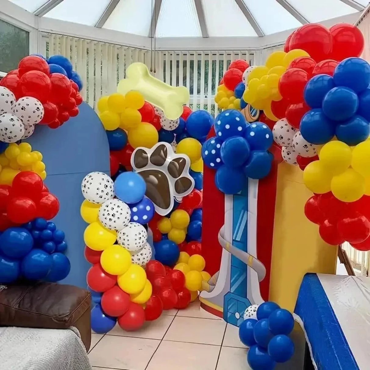 118Pcs A set of dog paw printed balloon wreath set, red, blue latex balloon patrol theme party for boys and girls' birthdays