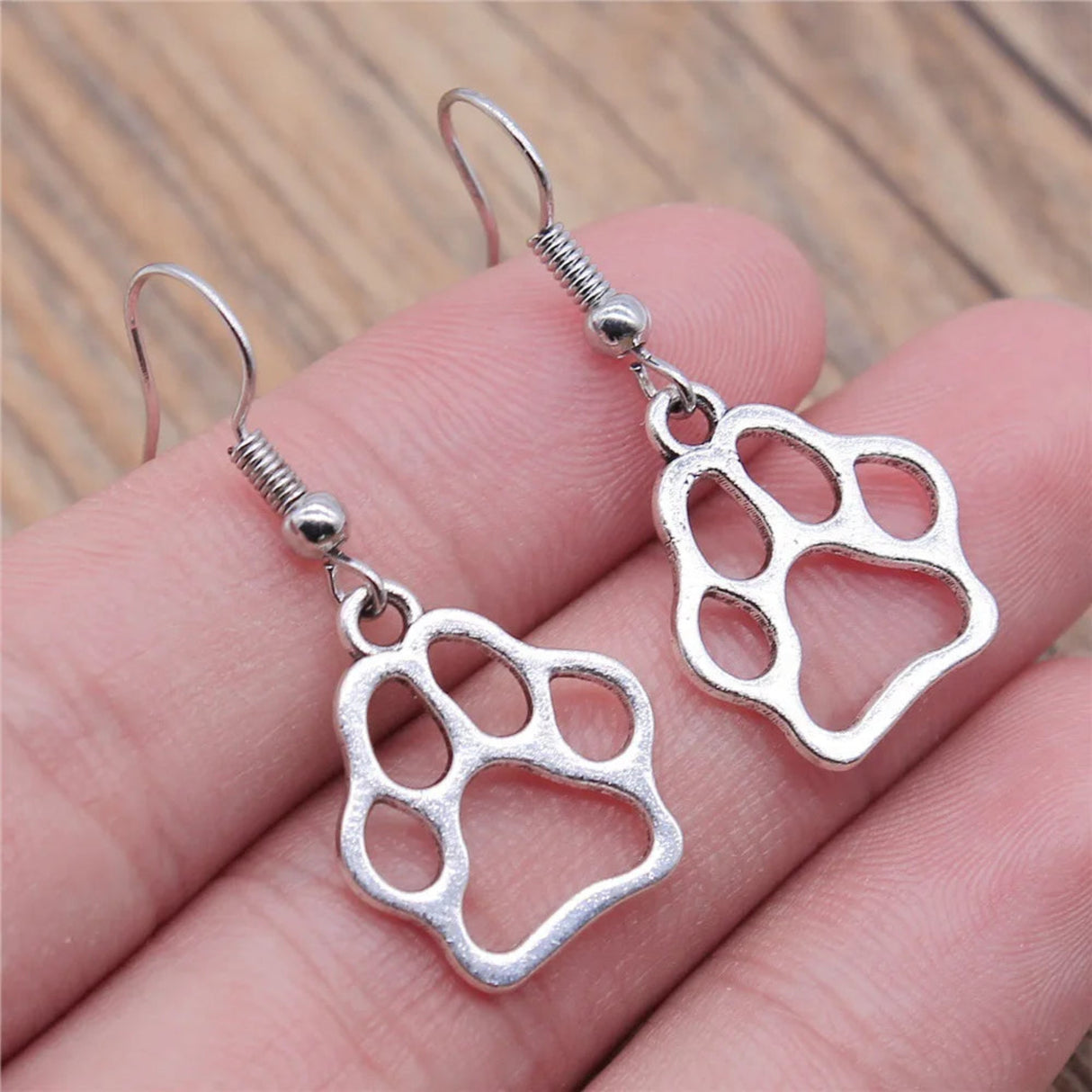 Black Dog Cat Paw Drop Earring Footprint Dangle Earings for Women Vintage Fashion Enamel Animal Pendientes Pet Lover Gift New