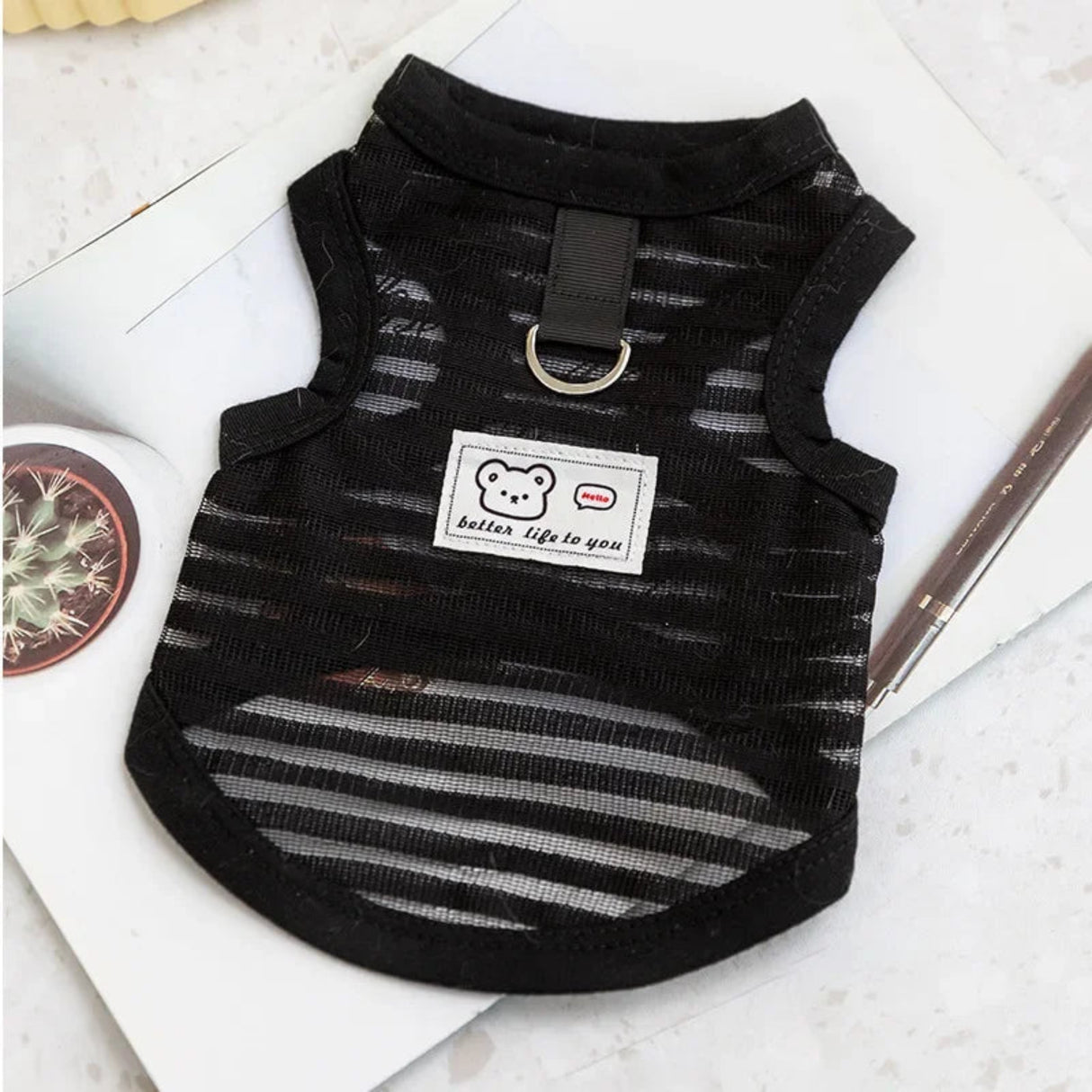 Spring and Summer Pet Feet Breathable Lightweight Hollow Striped Pulling Dog Vest Cat Teddy Dog Clothes Cooling Vest for Dogs