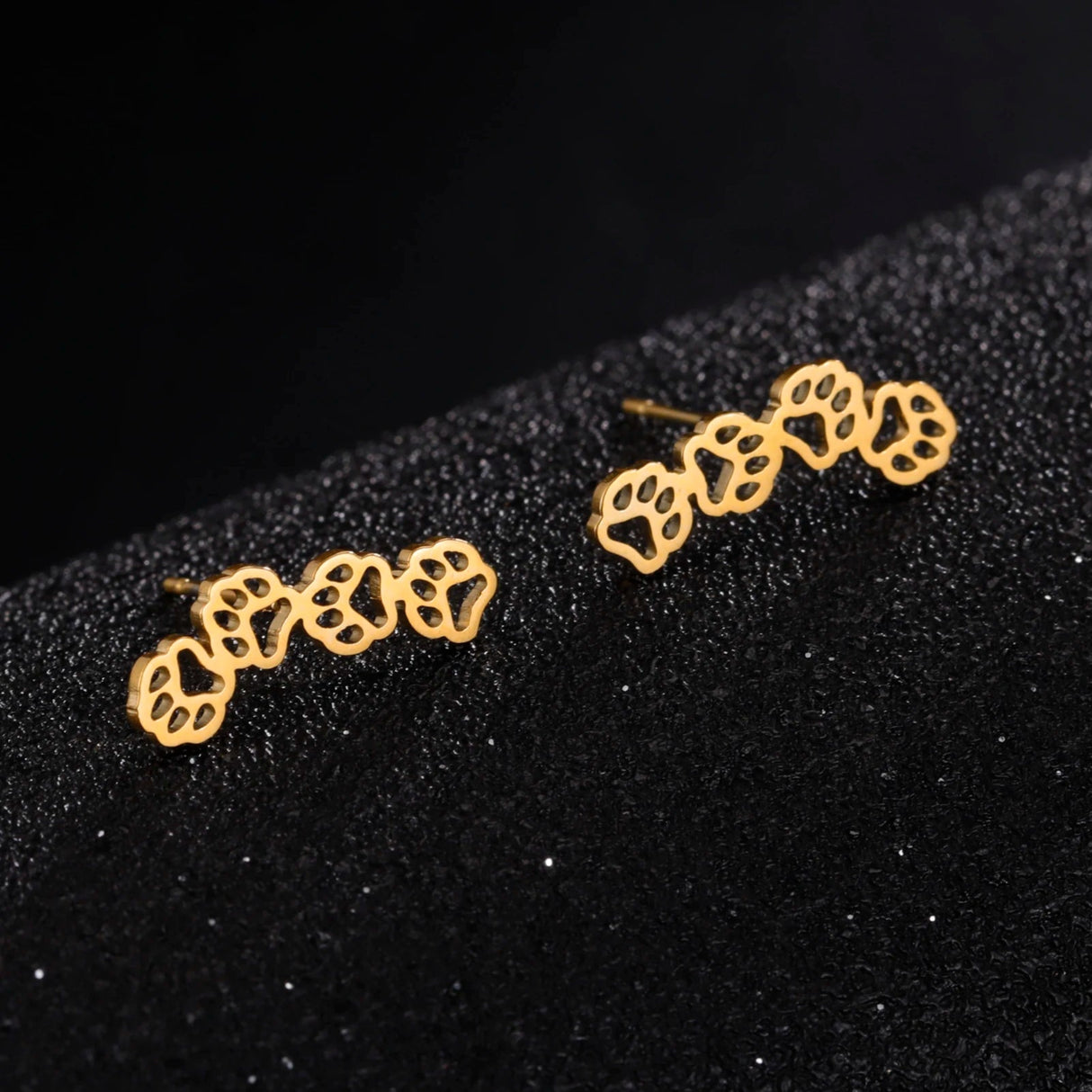 Unift Cute Dog Cat Paw Stud Earrings for Women Fashion Animal Paw Print Jewelry Stainless Steel Accessories Pet Lover Party Gift