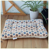 Seasonal Autumn and Winter Thick Pet Mats Cat Mats Dog Mats Blankets Pet Beds Sleeping Mats Seat Cushions Cloth Seat Cushion